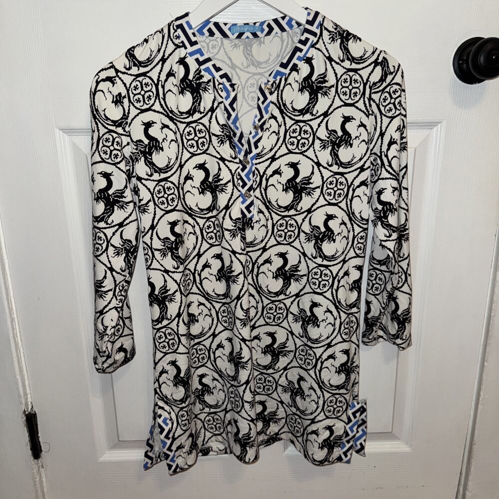 J McLaughlin Catalina Tunic Top Phoenix Print Size S Small 3/4 Sleeve
